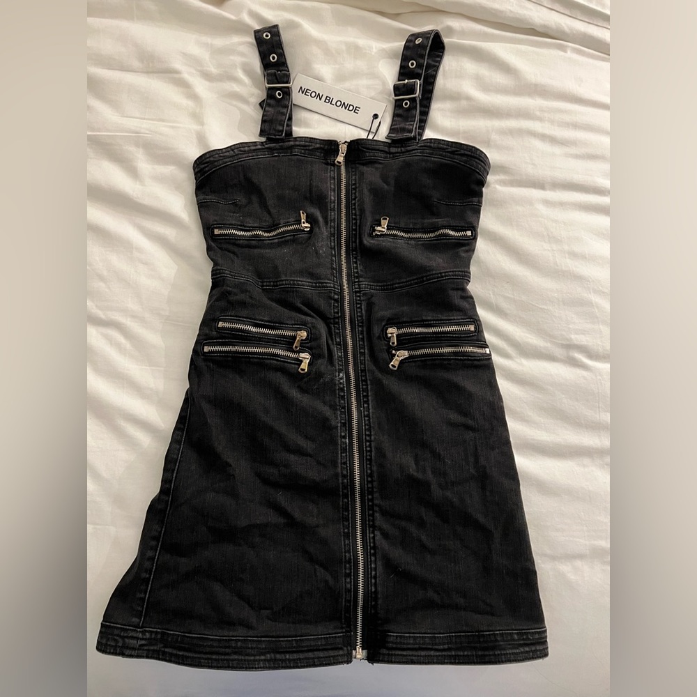 NWT NEON BLONDE Vixen Denim Dress Size Medium